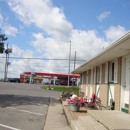 Royal Napanee Inn Greater Napanee Zewnętrze zdjęcie
