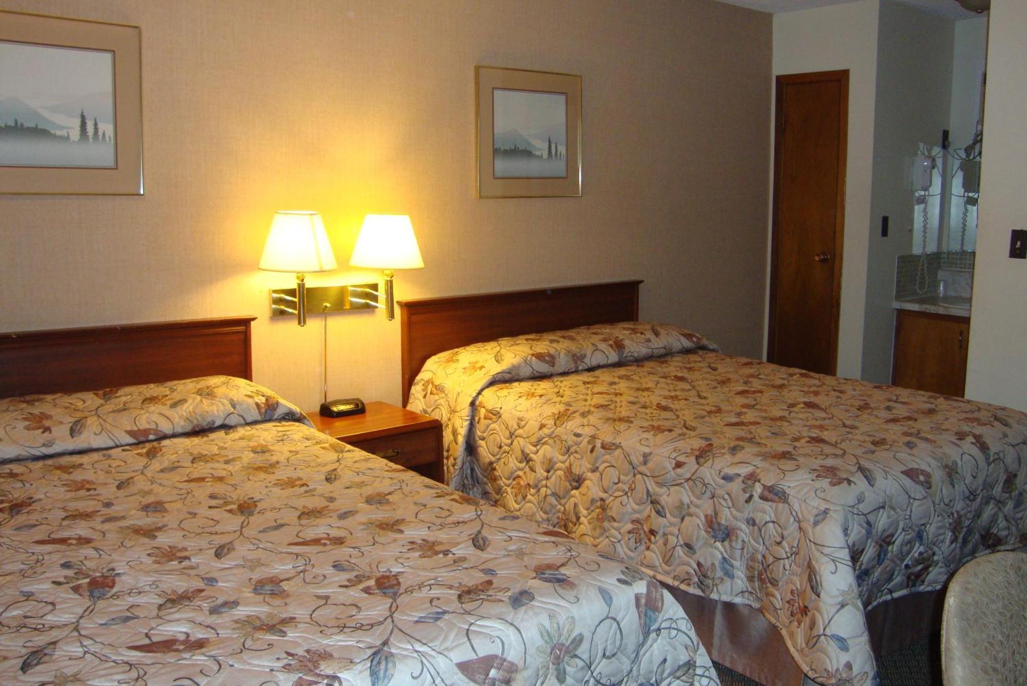 Royal Napanee Inn Greater Napanee Zewnętrze zdjęcie